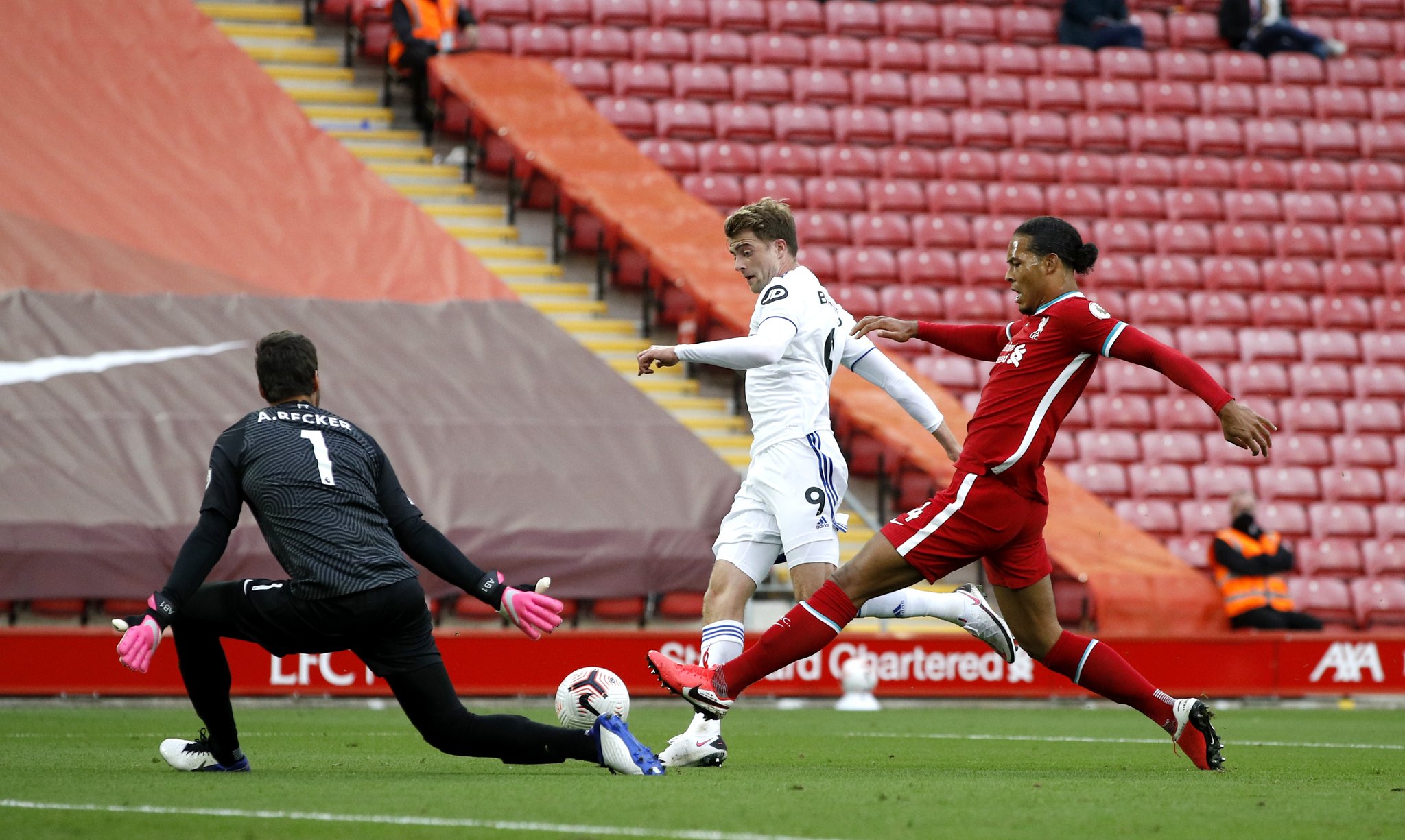 已经稳坐首 已经稳坐首